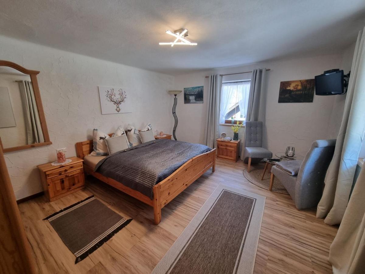 Large Detached Holiday Home In Muhr Luaran gambar